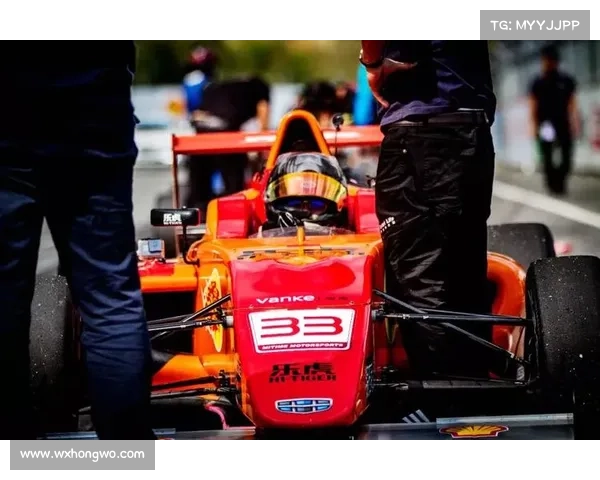 从黑马到巅峰：里尔2021法甲夺冠完整卫冕之路揭秘全过程深度解析